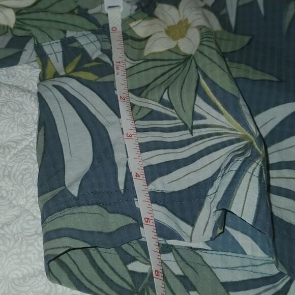 Tommy Bahama 100% Nylon Cinched Closure Pocketed‎ Sz. M Board Shorts Swim Trunks - Picture 13 of 13